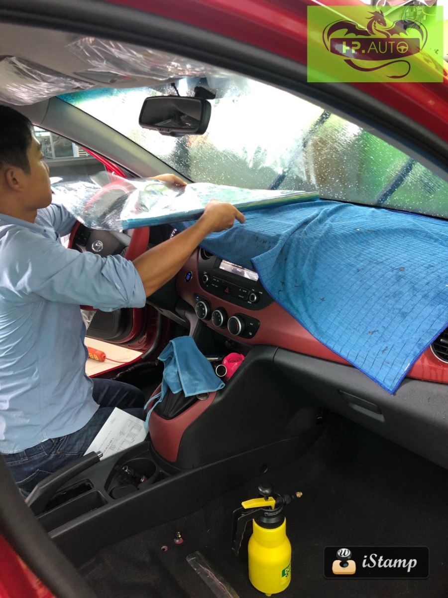 địa chỉ dán phim cách nhiệt uy tính