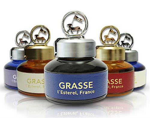 Nước hoa ô tô Grass Bullsone Korea