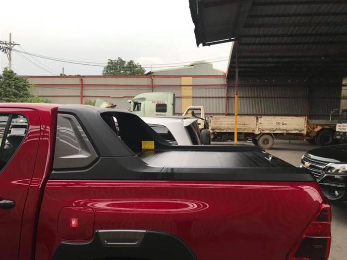 Lắp thùng xe Hilux